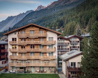 Matterhorngruss Apartments - Zermatt - Gebäude