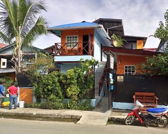 Surfari Bocas - Bocas del Toro