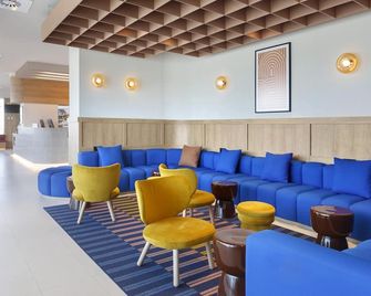Holiday Inn Express Pamplona By IHG - Pampelune - Salon