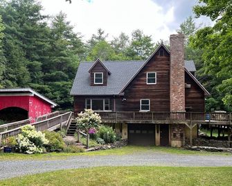 Catskills Windham Hunter Mountain Cabin Getaway - Maplecrest - Edificio