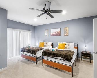 Luxurious Gateway near Quantico Base - Stafford - Bedroom
