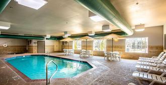 Country Inn & Suites by Radisson, El Dorado, AR - El Dorado - Zwembad