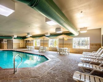 Country Inn & Suites by Radisson, El Dorado, AR - El Dorado - Zwembad