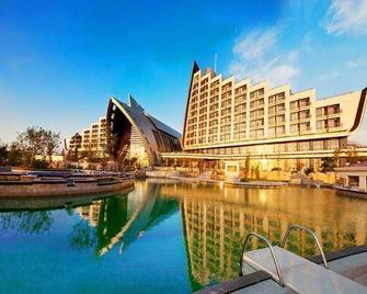 Gold Time Hotel Seaview - Yingkou - Gebäude