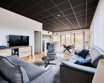 La Bouteille à la Mer-Maison darchitecte jacuzzi - Barneville-Carteret - Sala de estar