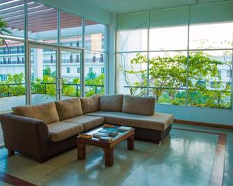 Refresh Hotel Hikkaduwa - Hikkaduwa - Lobby