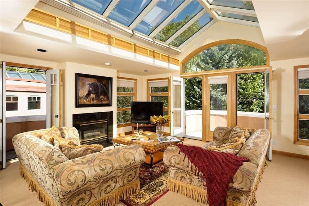 أسبين ألبس - اسبين - غرفة معيشة