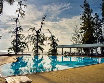 Sandy Beach Condo 17D - Cha-am - Zwembad