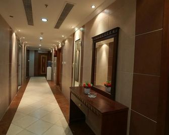 Durrat Mina Hotel - Мекка - Коридор