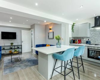 Free Parking 5 Minutes from City Centre - Mánchester - Cocina