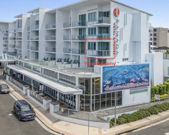 Water View Retreat - Ballina - Building