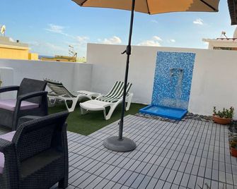 Vv Atico Puerto Tazacorte - Tazacorte - Balcony