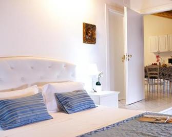 Palazzo Dogana Rooms - Agropoli - Habitación