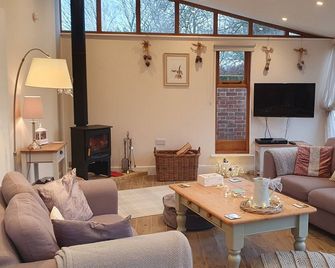 Spacious Converted Granary Stradbroke - Eye - Wohnzimmer