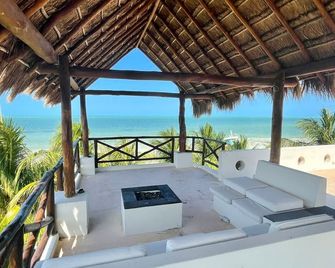La Puerta Azul Beachfront - Adults Only - Holbox - Balkon