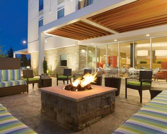 Home2 Suites by Hilton Bellingham Airport - Bellingham - Patio