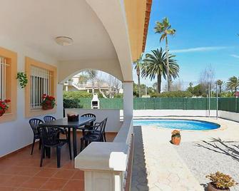 Holiday Home Vicky by Interhome - Riumar - Pool
