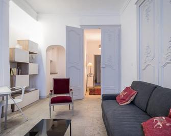 La Canourgue, Appart de charme ,Parking gratuit - Montpellier - Salon