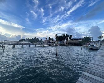 The Bounty - Caye Caulker - Cuina