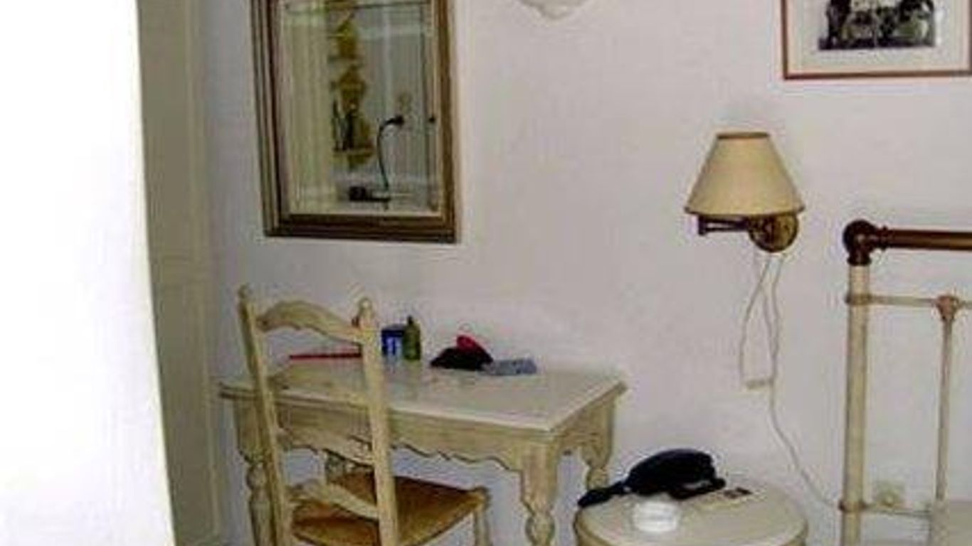 أستوديوز آند سويتس رانيا