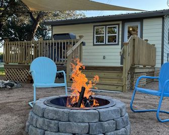 Cozy Casita with Nearby Lake Whiney Access - Clifton - Patio