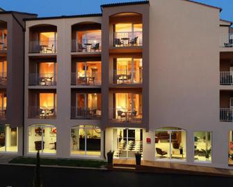 Hotel Onda - Calvi - Toà nhà