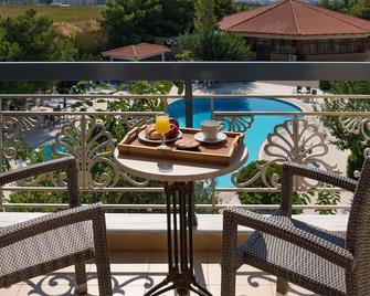Acharnis Kavallari Hotel Suites - Acharnes - Balcony