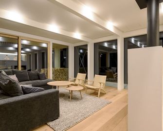 Yukihyo by H2 Life - Niseko - Salon