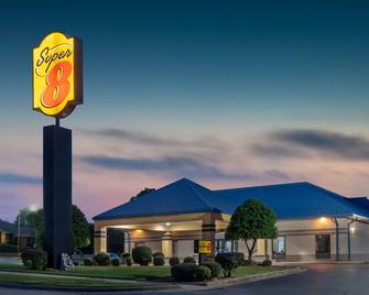 Super 8 by Wyndham North Little Rock/McCain - North Little Rock - Rakennus
