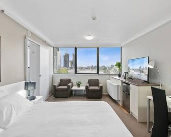 Convenient Studio with Stunning River Views - Brisbane - Bedroom