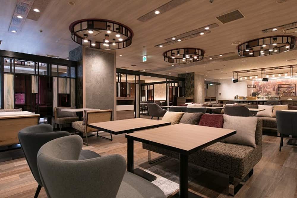 Shin Osaka Esaka Tokyu Rei Hotel