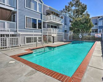 Cozy-Chic Condo: Walk to Beach & Park! - Dana Point - Piscina