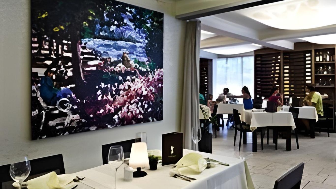 Echo Residence All Suite Hotel