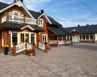 Guest House Haapaniemen Hirsikartano - Iisalmi - Rakennus