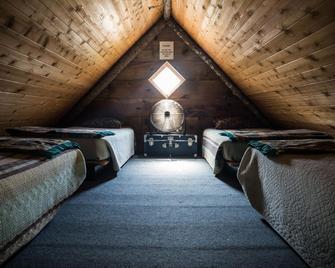 Mountain Harbour Bed & Breakfast - Roan Mountain - Habitación