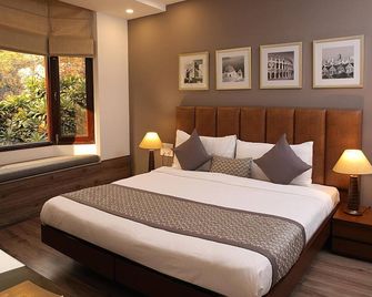 Ahuja Residency Dlf Phase 2 - גורגאון - חדר שינה