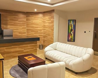 Tribu Hotel - Enugu - Sala de estar