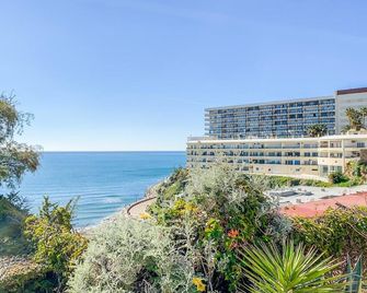 Coastal Comfort for Four in Torremolinos - Torremolinos