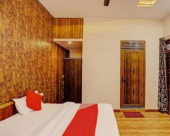 Hotel Moongaze Inn - Kanpur - Schlafzimmer