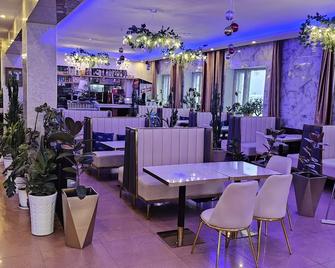 Land Hotel - Ulaanbaatar - Restaurant