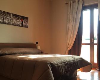 La dimora degli Artisti - Foggia - Bedroom
