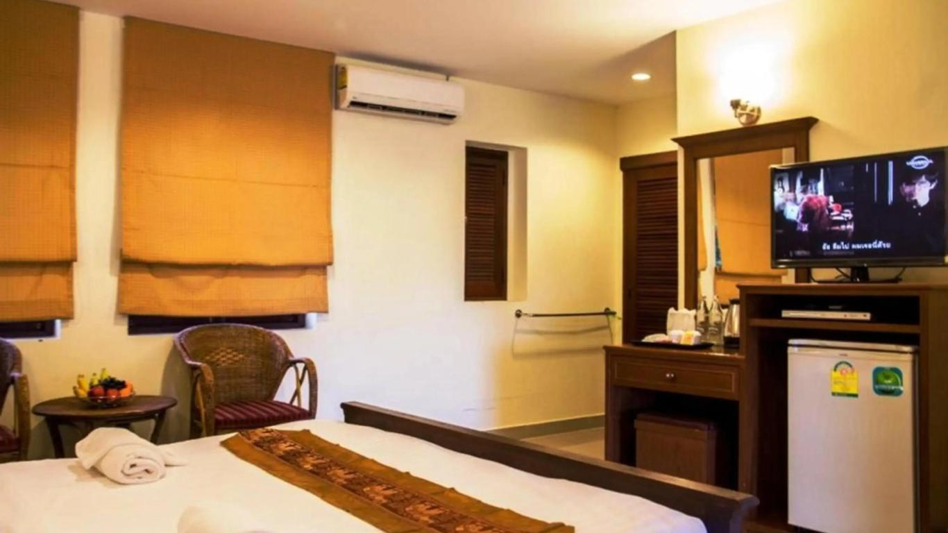 Hathai House