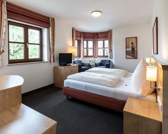 Alter Hof - Vaterstetten - Спальня