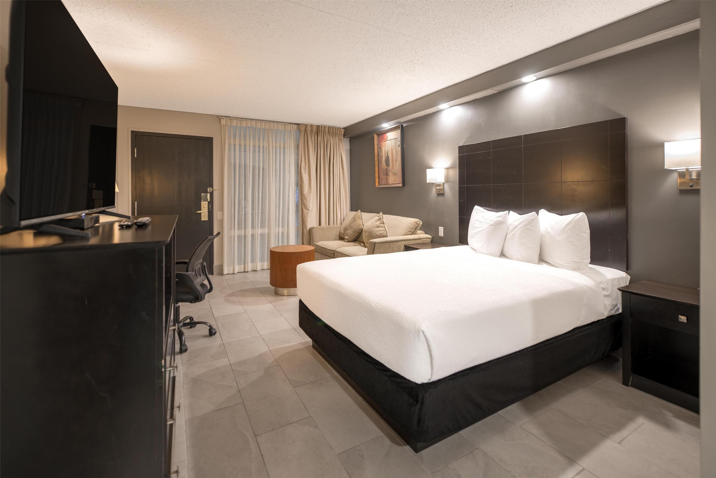 Coast Nisku Inn & Conference Centre - Nisku - Soverom
