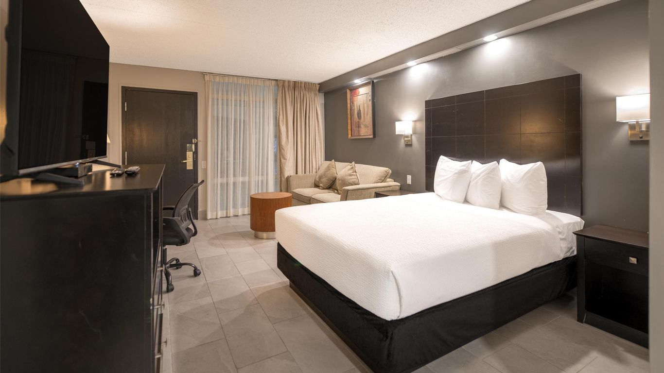 Coast Nisku Inn & Conference Centre