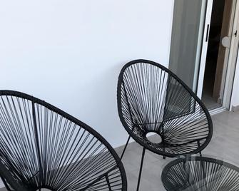 Kalligeom - Anissaras - Balkon