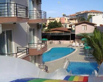 Aybel Inn Hotel - Göynük - Pool