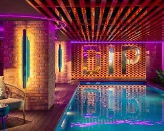 lyf Georgetown Penang - George Town - Pool