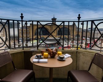 The Megaro Hotel - Kings Cross St Pancras, London - London - Balcony