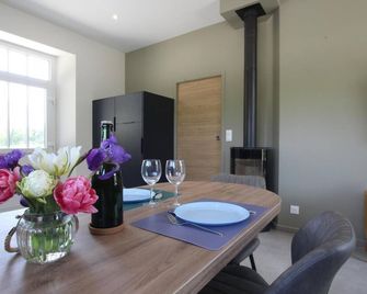 Charming house at Cotentin farm with parking and terrace - Sainte-Marie-du-Mont - Salle à manger